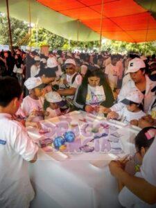 Stand de ciencia, con experimentos divertidos y asombrosos. evento empresarial Unilever